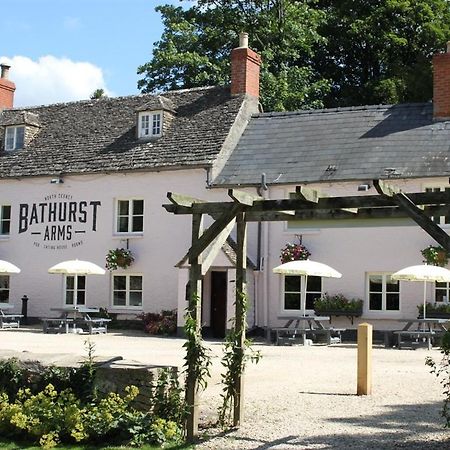 The Bathurst Arms Cirencester Ngoại thất bức ảnh