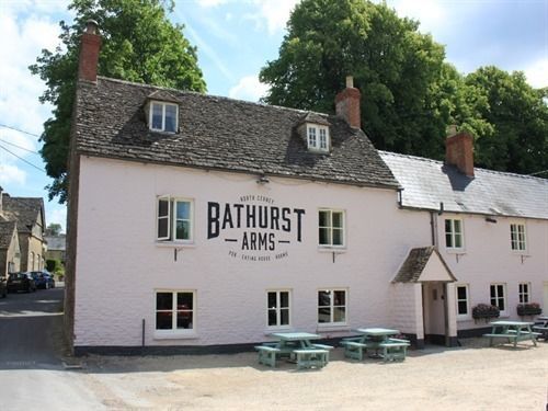 The Bathurst Arms Cirencester Ngoại thất bức ảnh